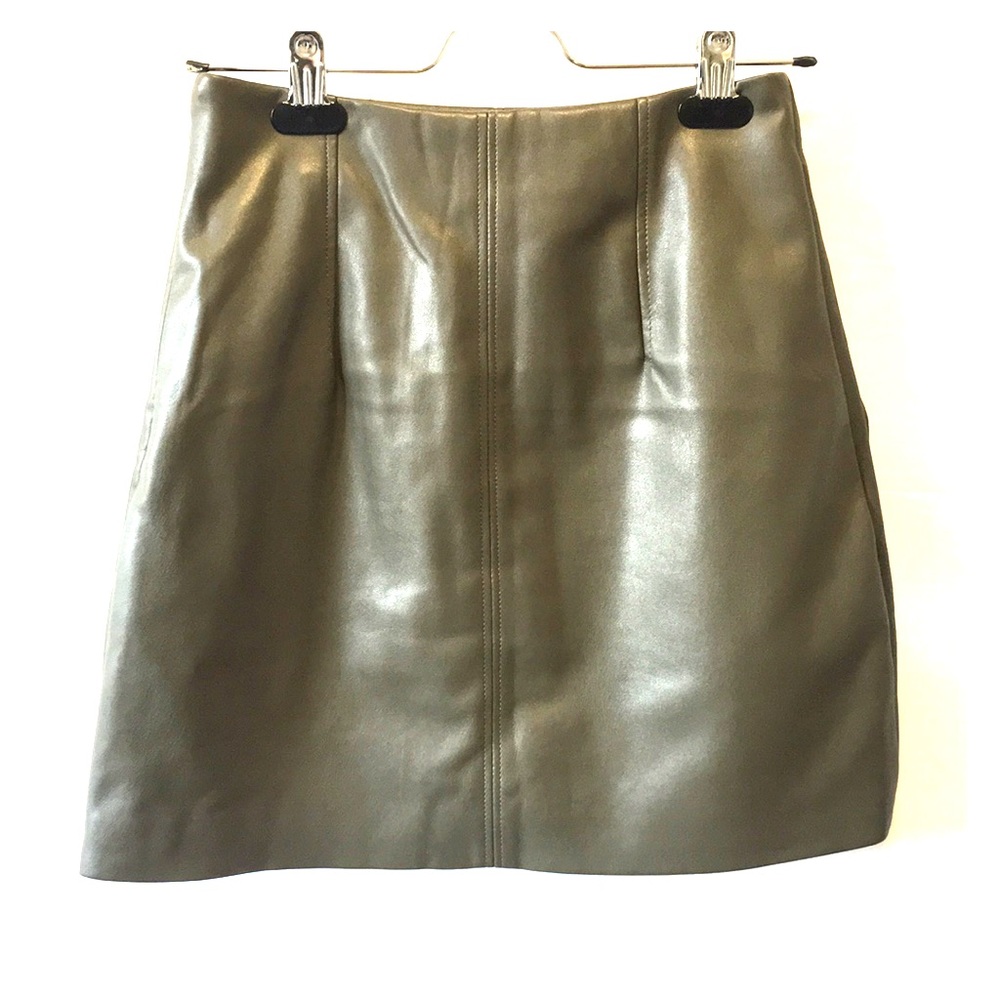 Faux Leather Mini Skirt - Picture 5 of 6